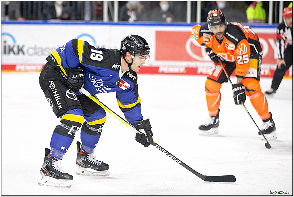 PENNY DEL; Koelner Haie- Fishtown Pinguins Bremerhaven; Koeln, 25.11.2021